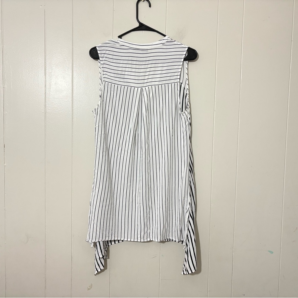 11.1 TYLHO Womans Shirt Dress White /Black Striped Sleeveless Size M - Picture 8 of 8
